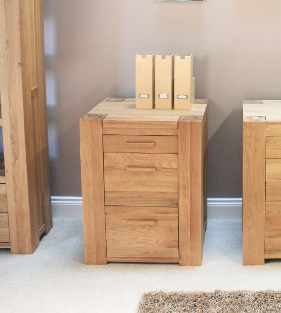 Atlas Solid Oak Furniture Filing Cabinet Three Drawers CMR07A Atlas Solid Oak Furniture Filing Cabinet Three Drawers CMR07A